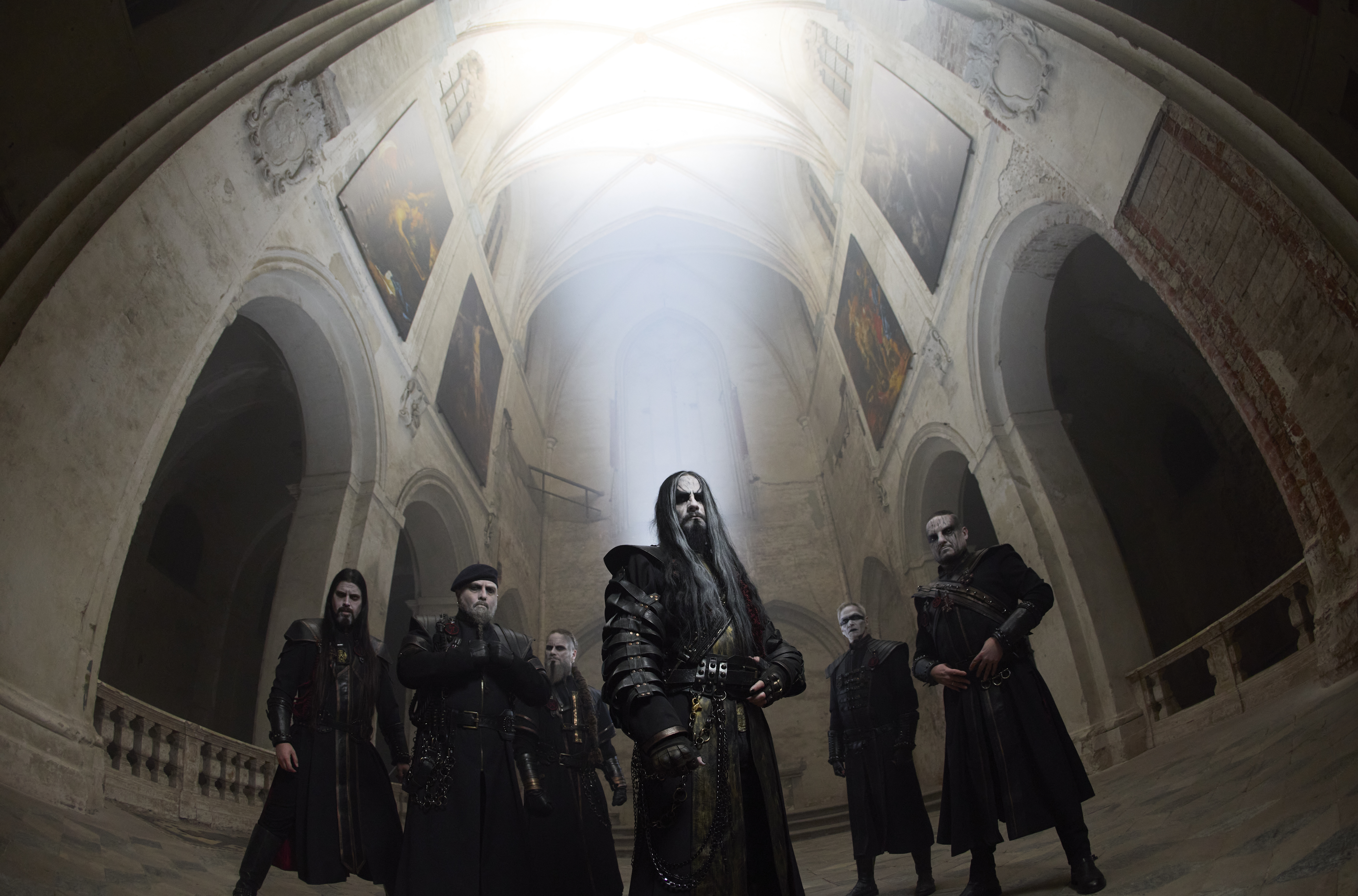 Dimmu Borgir: Regresa la oscuridad triunfante